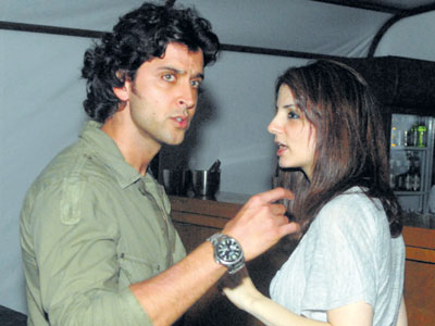 hrithik_wife_suzanne